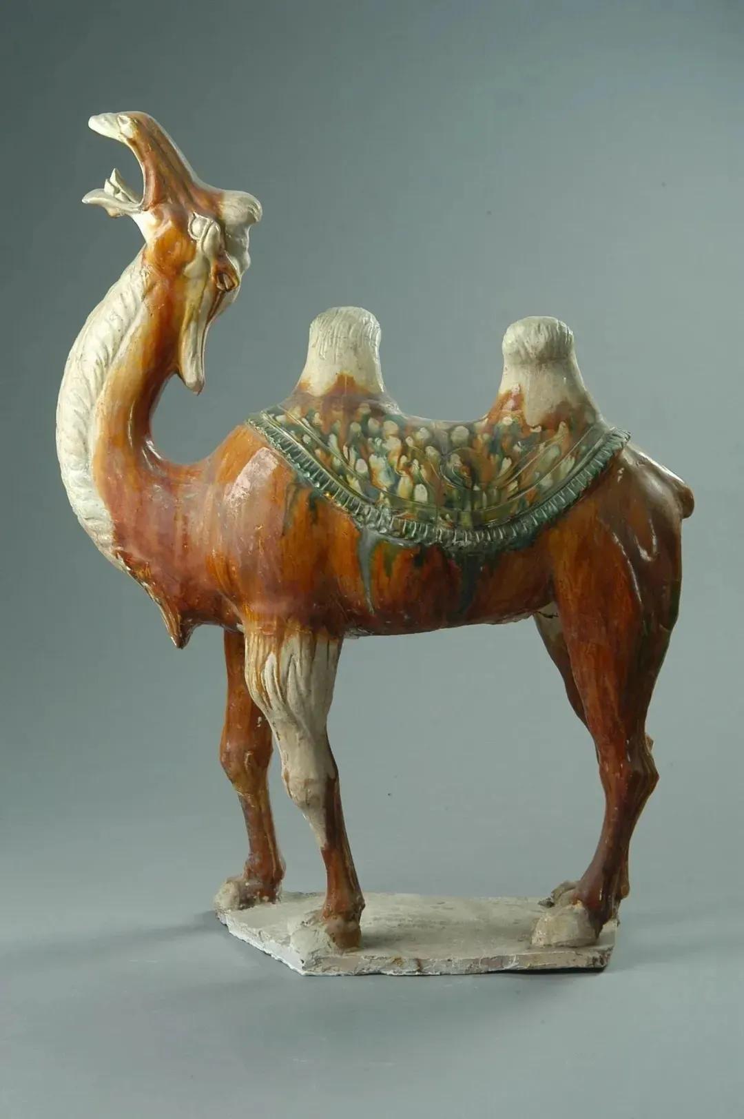 由山西博物院主办的“大唐东都——唐代洛阳文物精品展”，亮相山西青铜博物馆二层临展