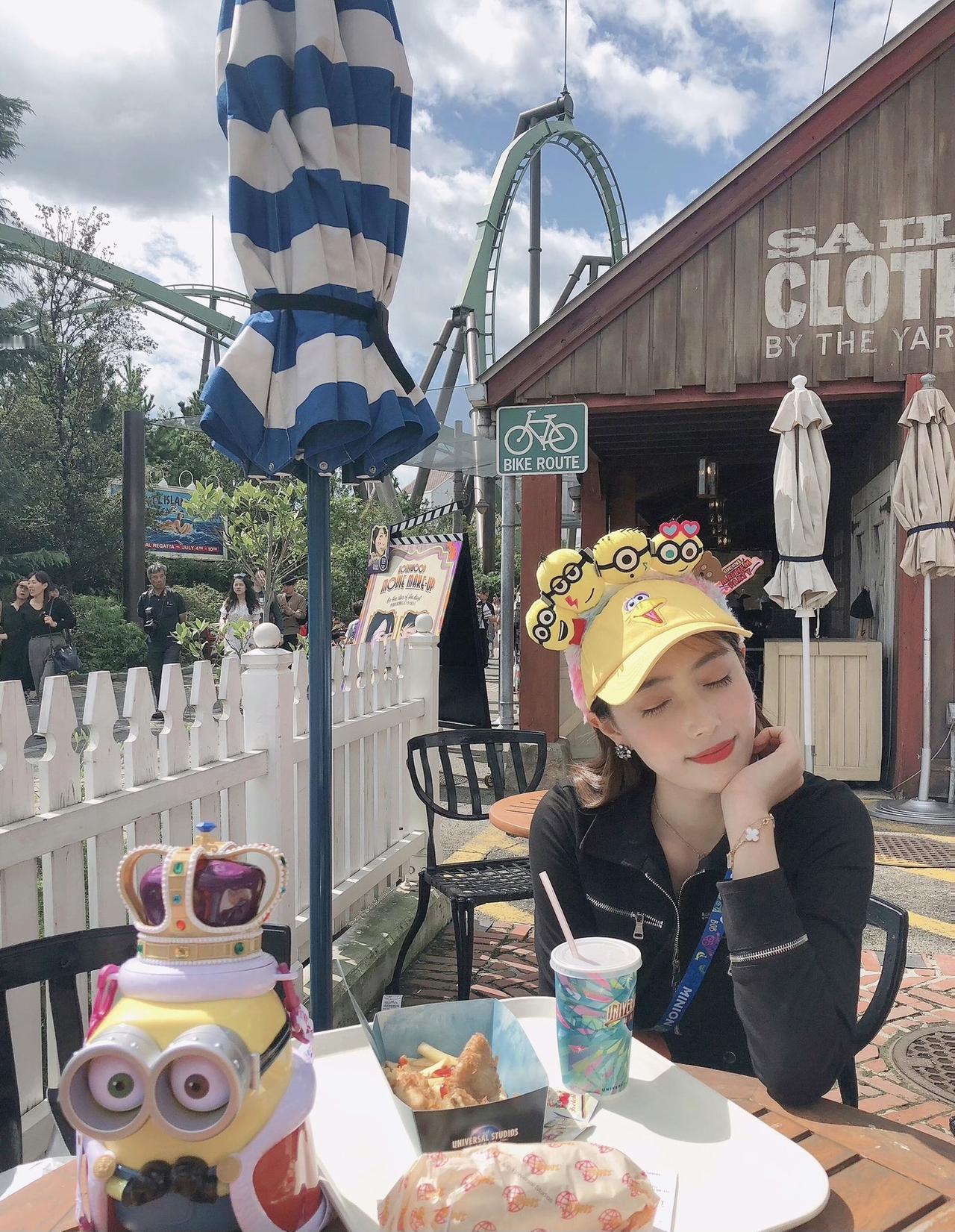 把普通的日子过得浪漫些，我的意思是，你值得。
上热门 御姐 美女 穿搭