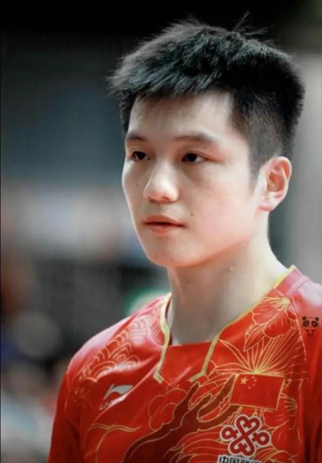 樊振东独木难支！上海男团不敌北京队，屈居亚军！全运会男团决赛，是在北京队与上海队