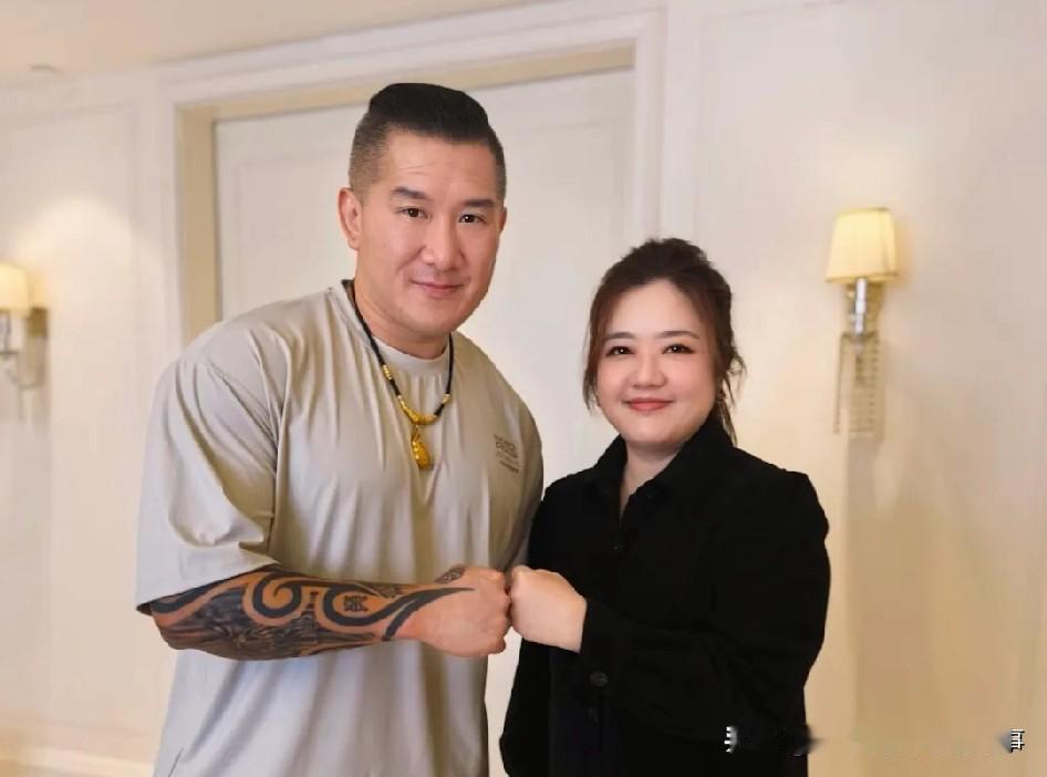 翟翾离职TVBS转职做自媒体成功吗？
大陆网友熟知的前TVBS电视台《新闻大白话