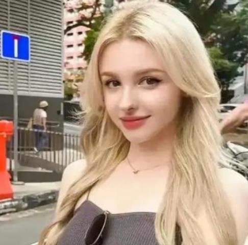 乌克兰女人的未来只有两个字——地狱！
 
说白了，现在乌克兰最痛苦的不是前线打仗