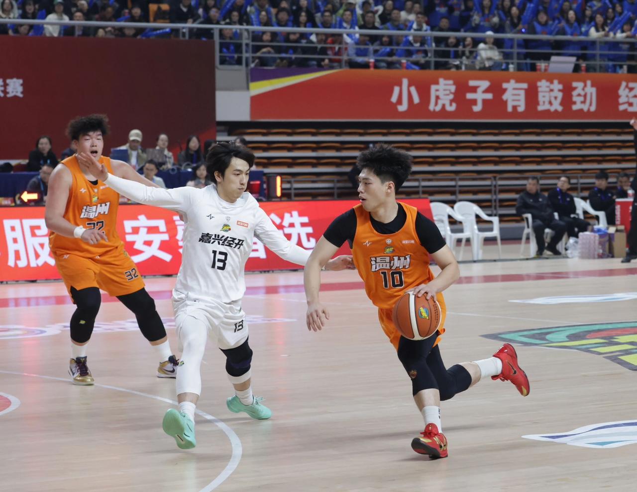 温州队不行了？是大家对温州队的期望都太高了，一场余姚一场台州，就因为赢的比较艰难