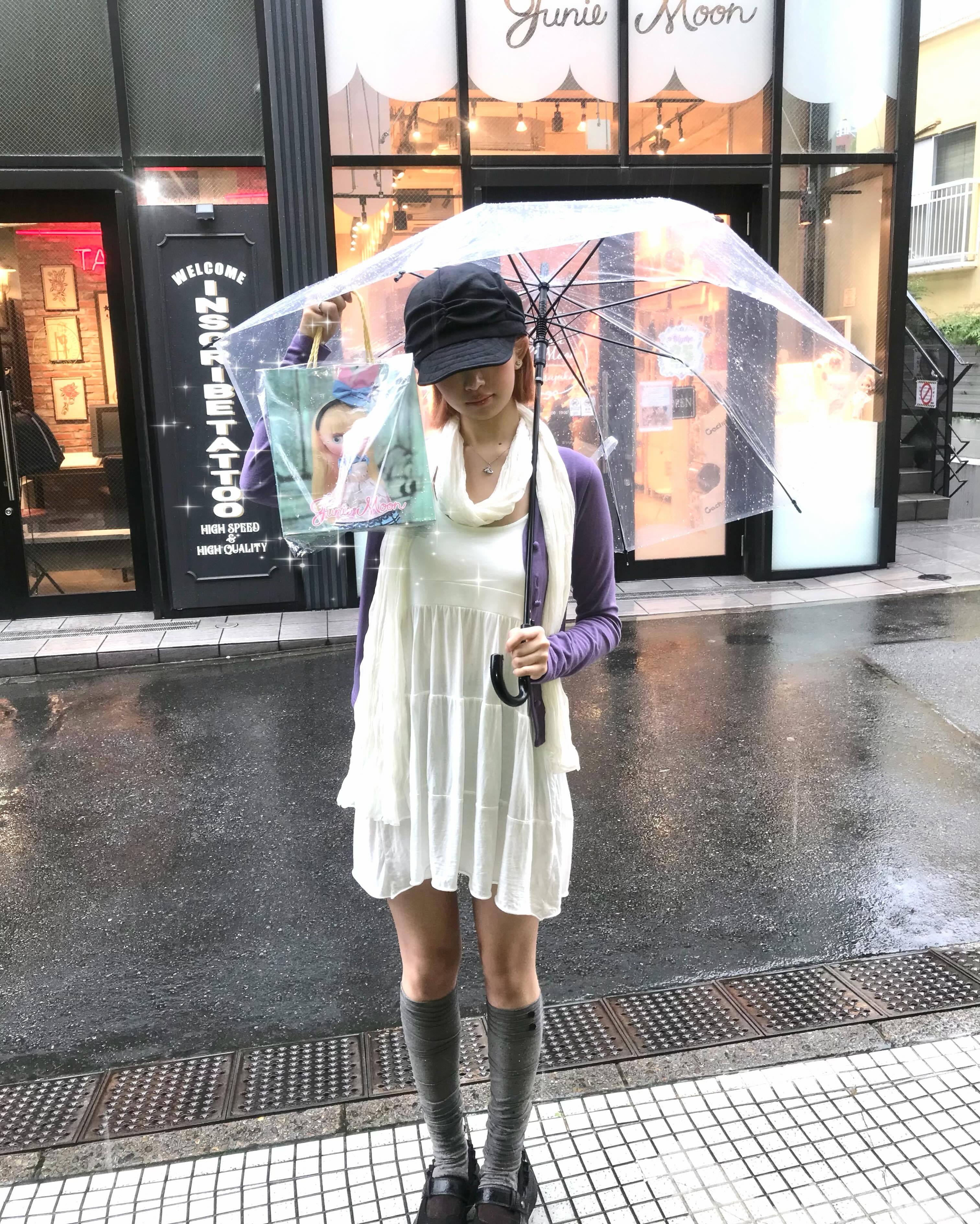 稍微散散步 ☂️･ﾟ🎵 ​​​