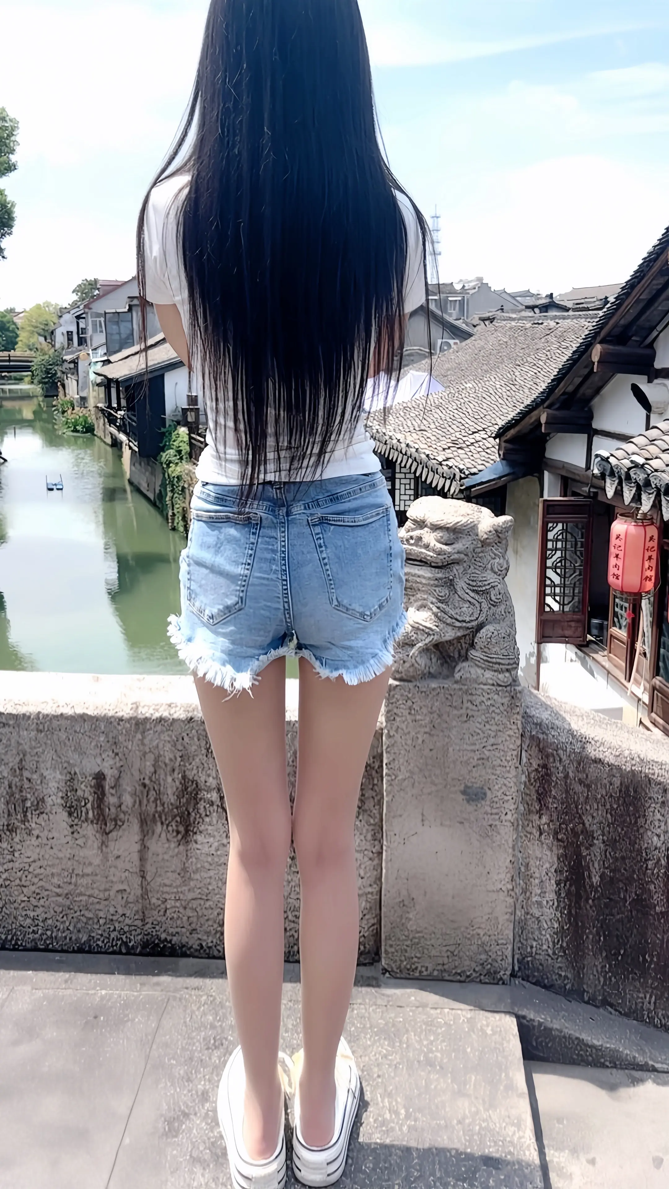 完美身材大长腿背影杀小蛮腰扭起来紧身牛仔裤