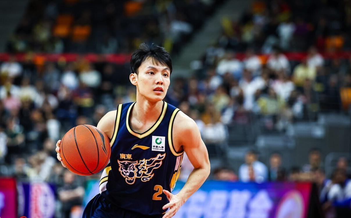 CBA广东男篮93-61赢天津，球迷稍微松了一口气。10月11日，CBA季前赛有