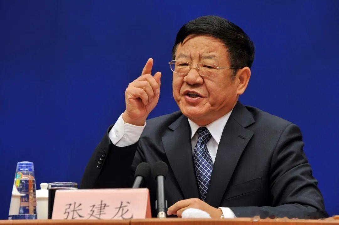 【打虎！国家林草局原局长张建龙被查】1月22日，中央纪委国家监委网站发布消息，自