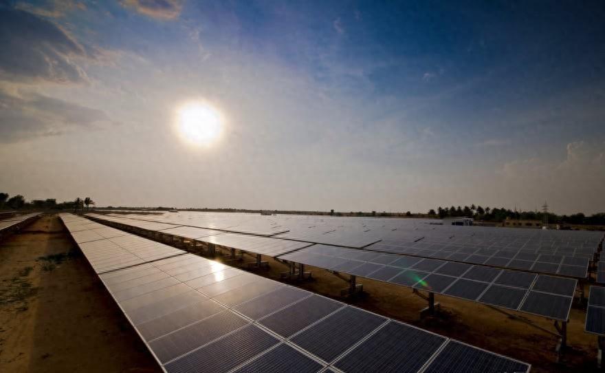 3 月 10 日新德里突然抛出一项新规，允许邻国资本以最高 10% 的股比进入印