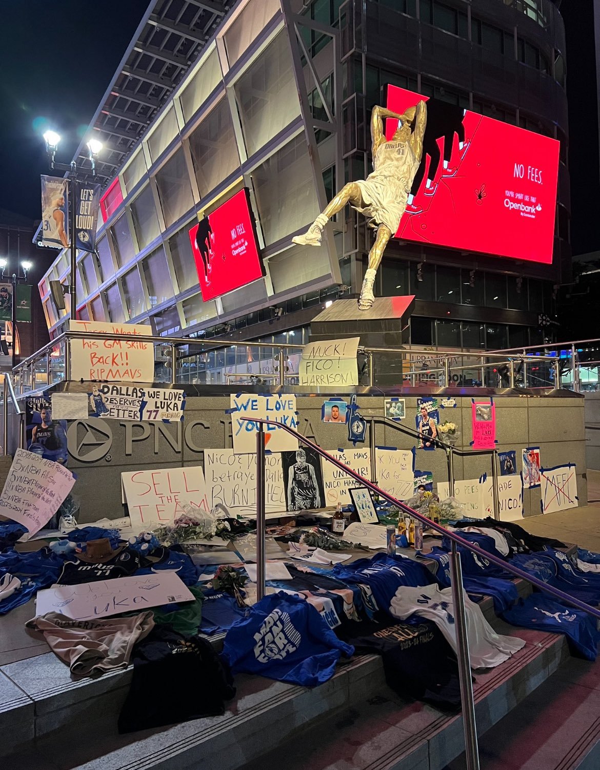 球迷们永远记得Luka对这个城市的贡献 