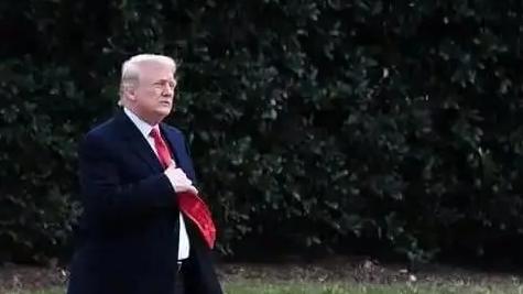 一招破霸权！中方阻断令亮剑，特朗普彻底进退两难
 
特朗普访华前夕刻意挥舞制裁大