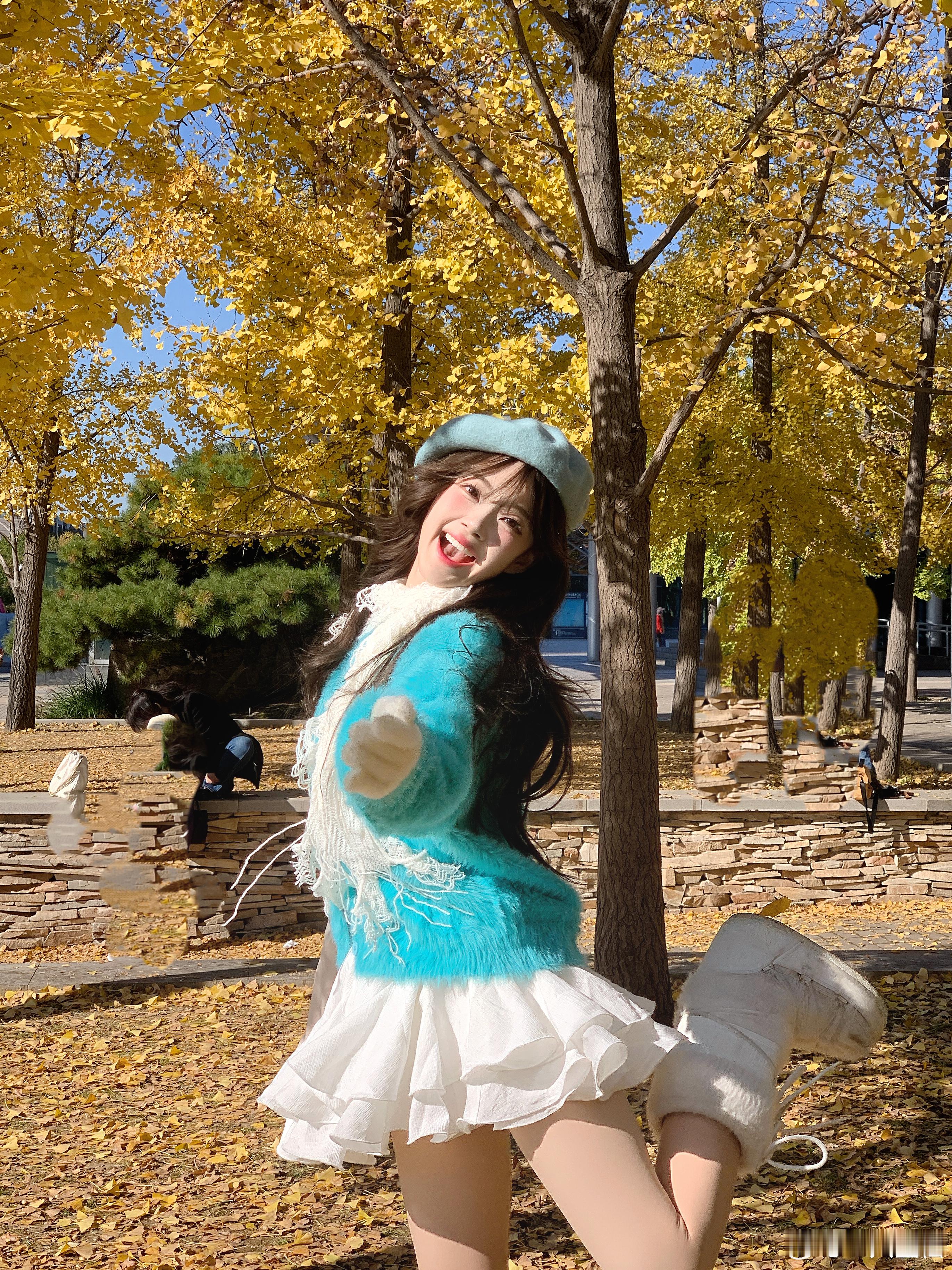 蓝蓝蓝 一部分是原相机一部分是理！🥏❄️🦂🕸️ ​​​