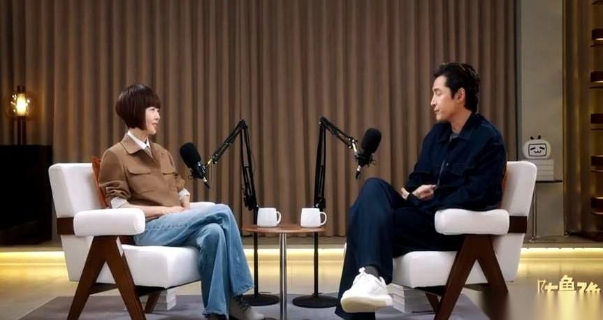 看到胡歌说，他在平衡事业和家庭这件事上，很失败。
我一下就愣住了。
一个那么成功