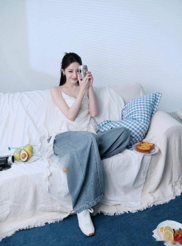 邓妍独白 利剑玫瑰这一段独白看的时候好伤 利剑玫瑰这一段独白看的时候好伤，谁来懂