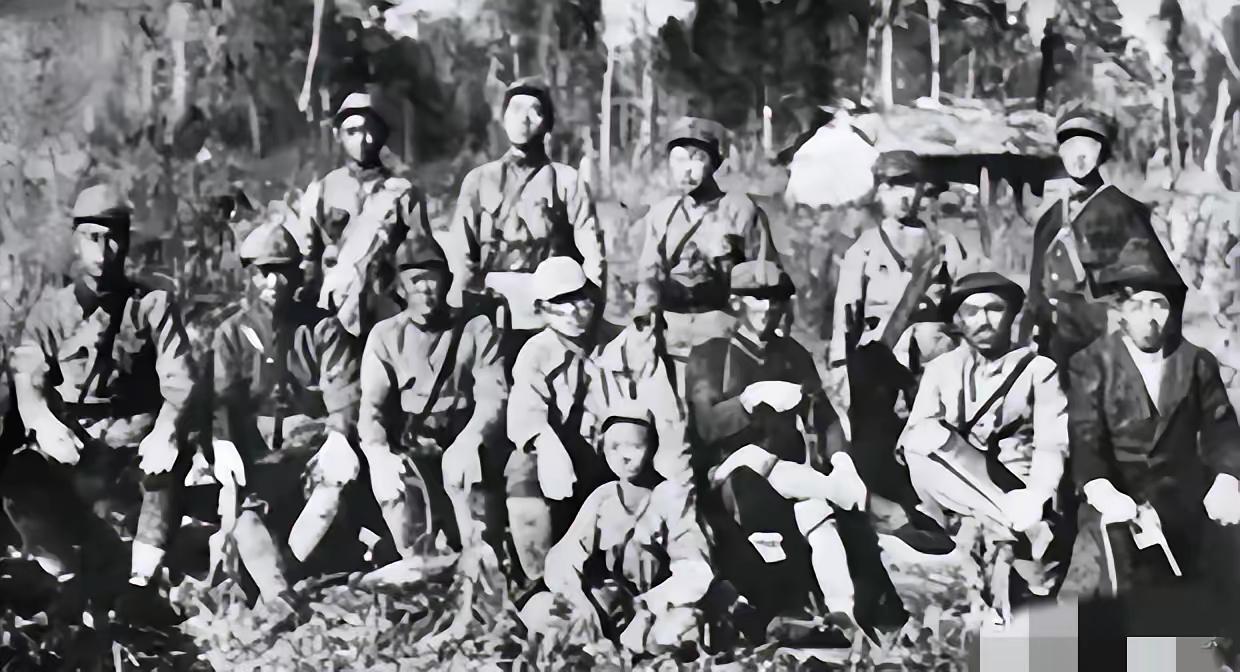 1937年，延安与东北抗联失去联系，派出数十名交通员全部神秘失踪，八年后才发现他