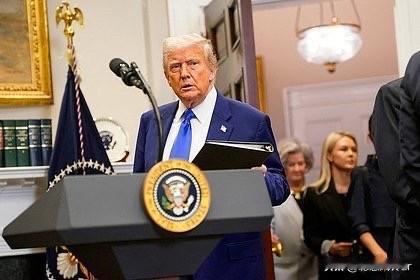 直指欧盟！
美国总统特朗普在接受CNBC采访时表示，如果欧盟拒绝履行对美国的协议