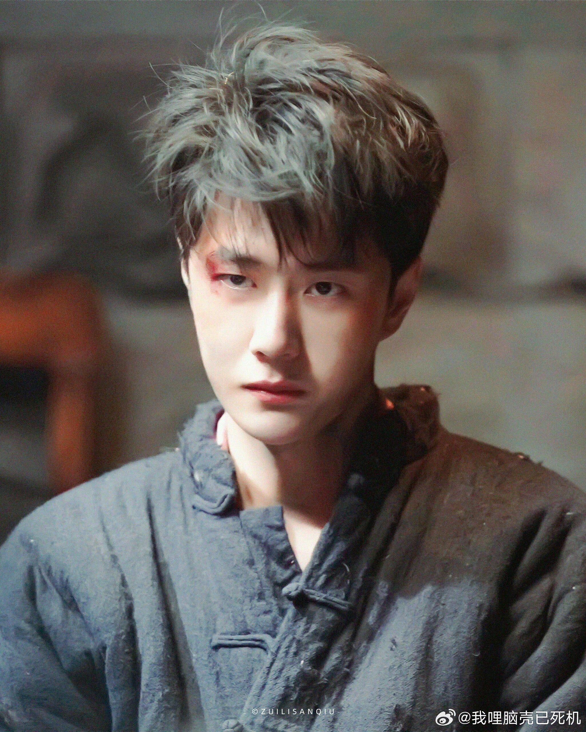 追风者开播两周年王一博魏若来两周年 追风者开播两周年，王一博魏若来两周，两周年快