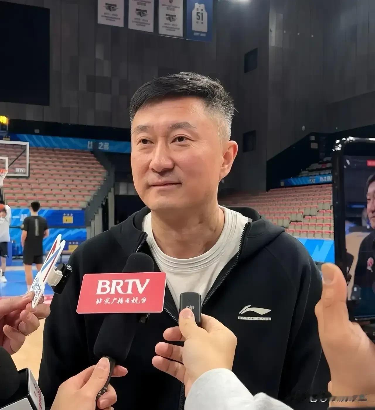 你敢，我也敢！杜锋和许利民斗法！
真牛，都是牛人！你敢，我也敢！今晚，北京北汽男