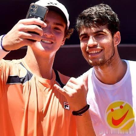 🎙️🇧🇷丰塞卡谈🇪🇸阿尔卡拉斯“他对我们这项运动来说非常重要，能和他一