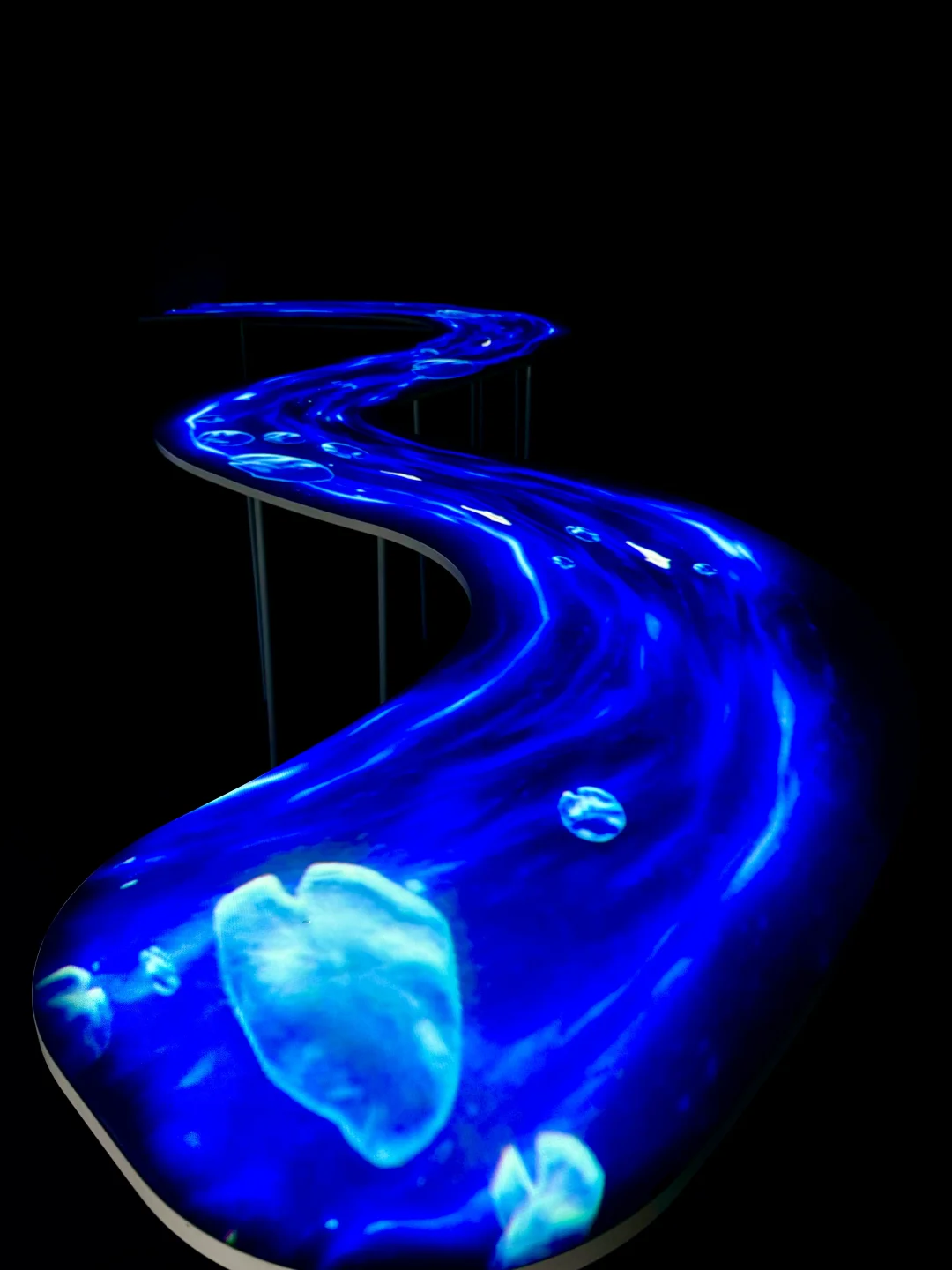 近期看过坠震撼的新展…看live图😭