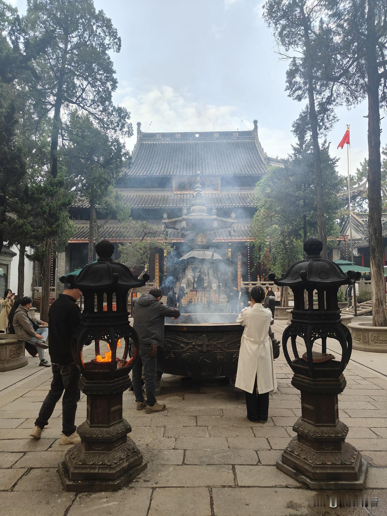 寻梦扬州大明寺：千年古刹的禅韵与风华
 
扬州蜀冈中峰之上，藏着一座沉淀了千年岁