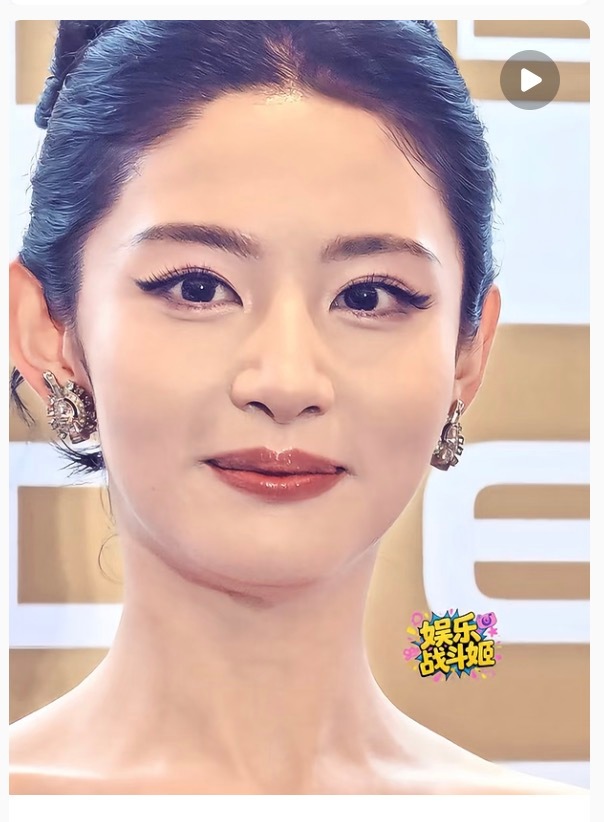 高颧骨不是抗老骨相吗，怎么就 