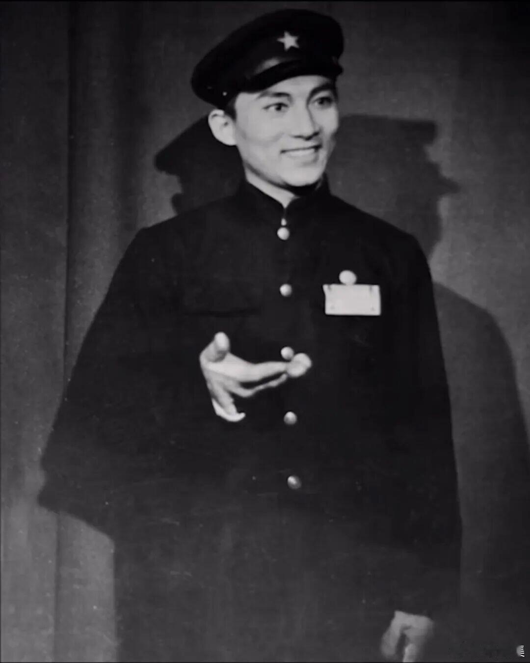游本昌老师走好中国国家话剧院表演艺术家、一级演员游本昌，因病今晨在北京去世。游本