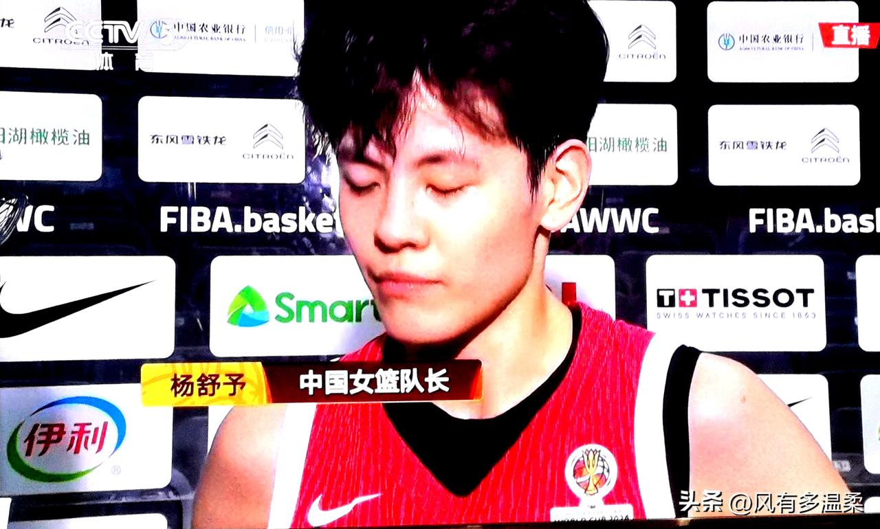 中国女篮的核心球员主要集中在内线，包括韩旭、李月汝和张子宇。她们的技术特点和作用