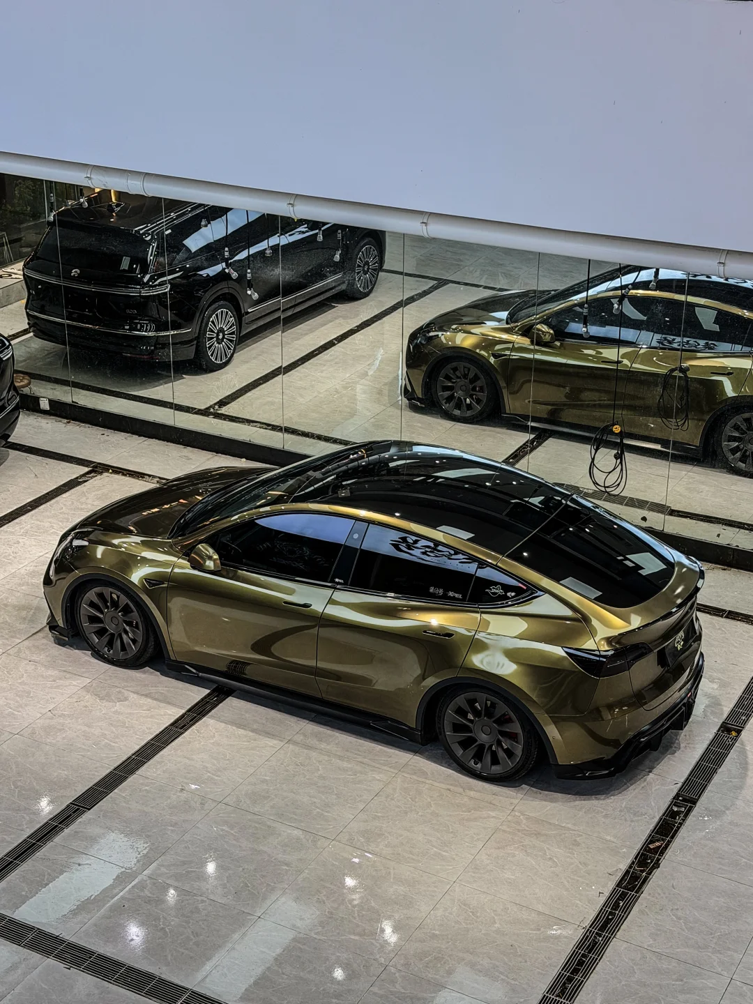 燃炸了MODELY暗黑风，一眼钟意就是这个颜色