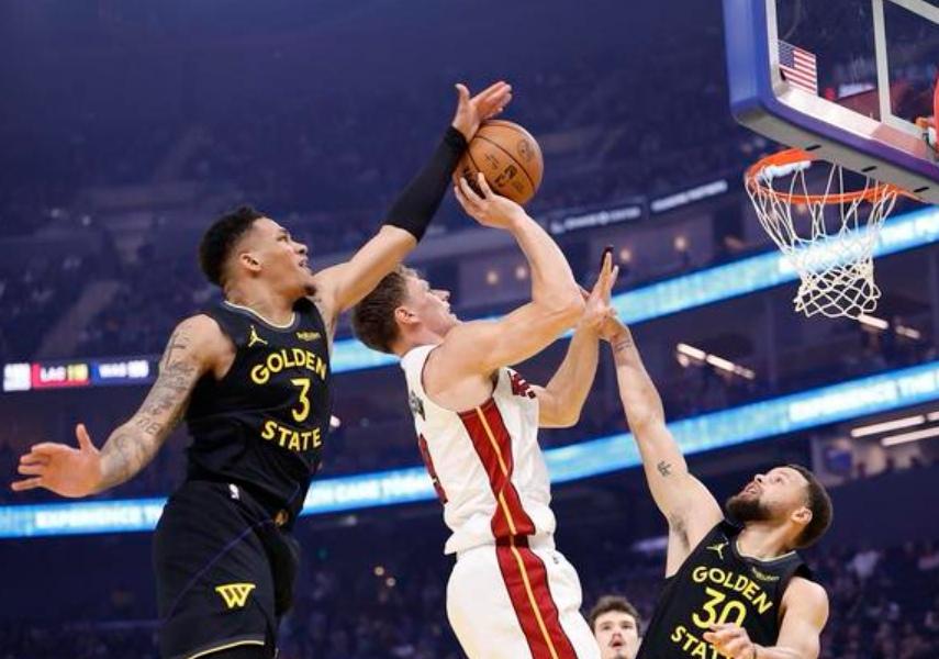 格林缺阵，巴特勒中途伤退，勇士主场大胜热火
今日北京时间11：00，勇士继续坐镇