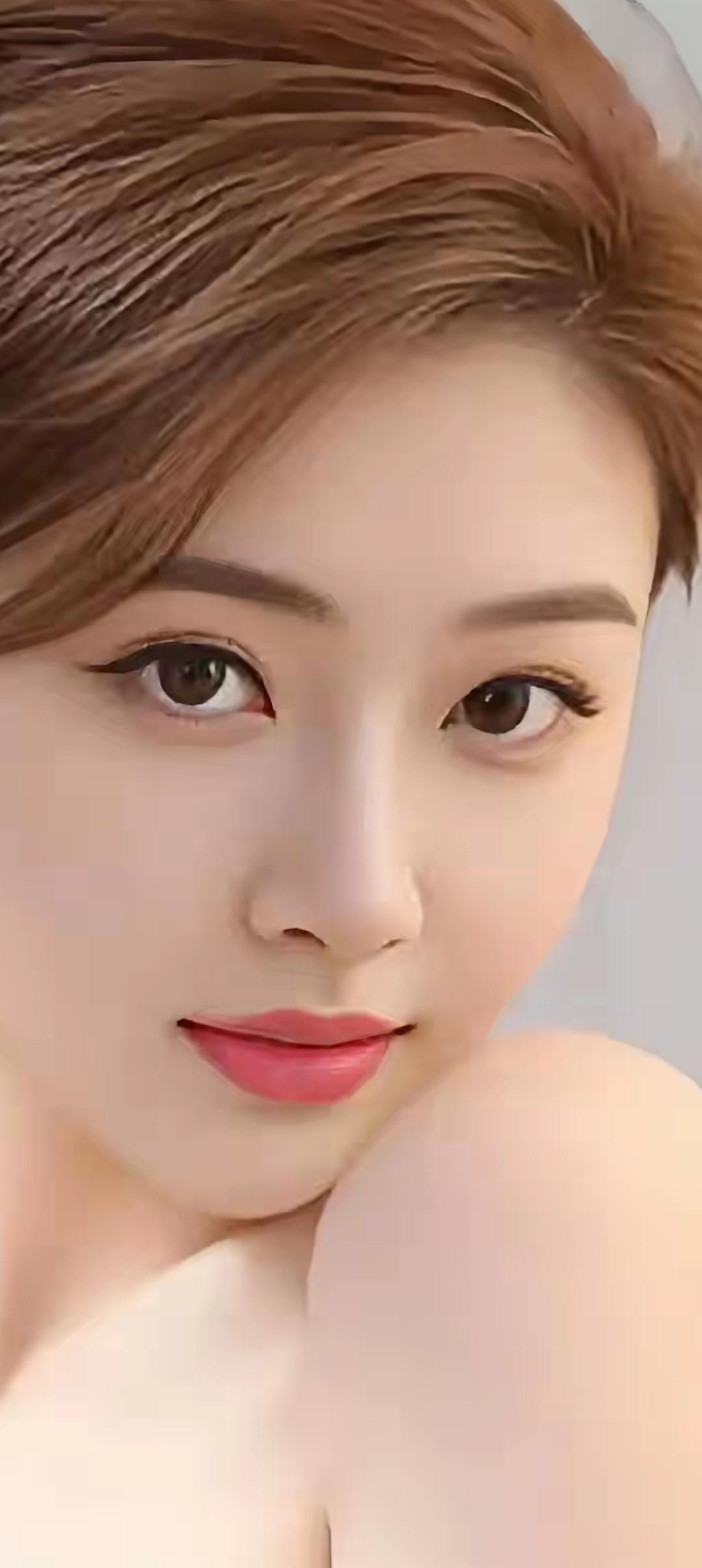 甜美可人的少女，笑靥如花，温柔动人。