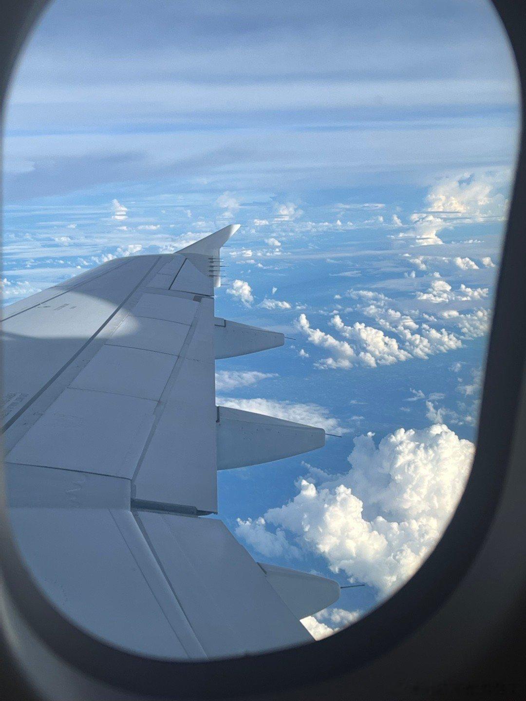 回来啦～！毕业旅行 最后两天和姑姑在普吉岛相遇 一起玩好回来～开始好好工作啦 ​