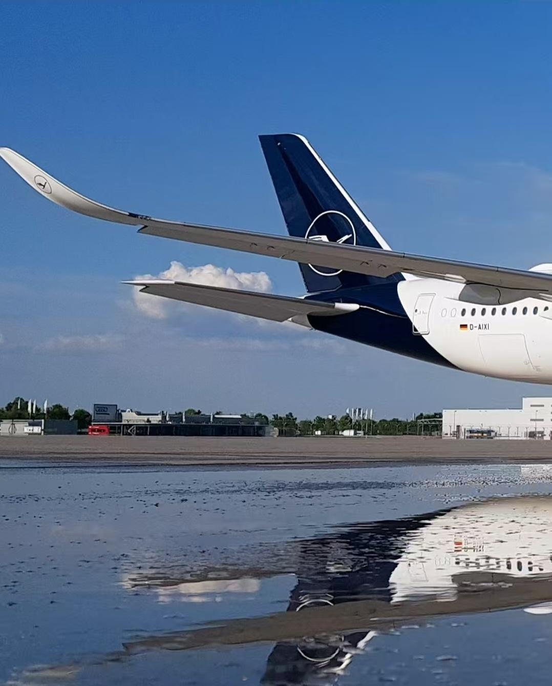 航空[超话]你知道A350由什么材料制成吗?它不仅仅是金属，而是复合材料、钛金属
