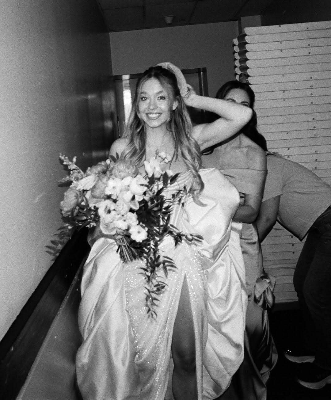 《亢奋》第三季Nate和Cassie婚礼幕后照 