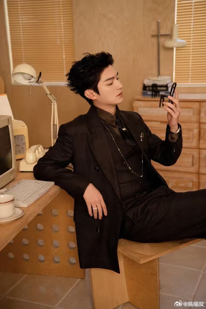 谁来懂一下杨旭文这个耳骨夹救命，杨旭文现在是钓系老公！耳骨夹一戴气场全开，这波“