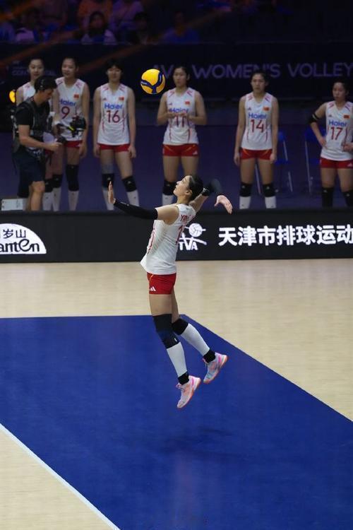 中国女排三场小组赛都有新发现

女排亚锦赛小组已经全部结束，中国女排三战全胜小组