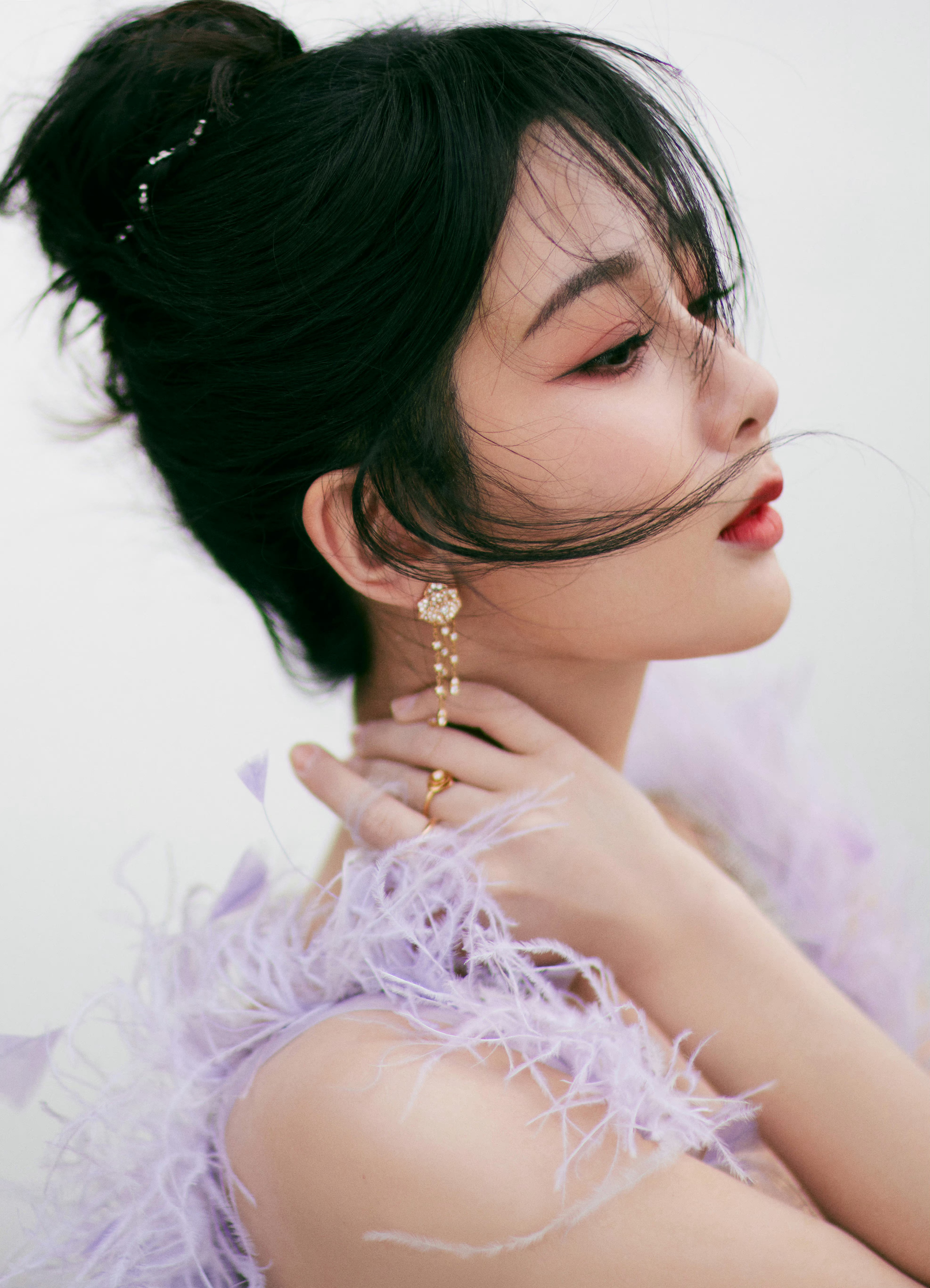 杨紫  yz杨紫董竹君 yz杨紫玉兰花开君再来会见面的 这句话说了我一年又一年?