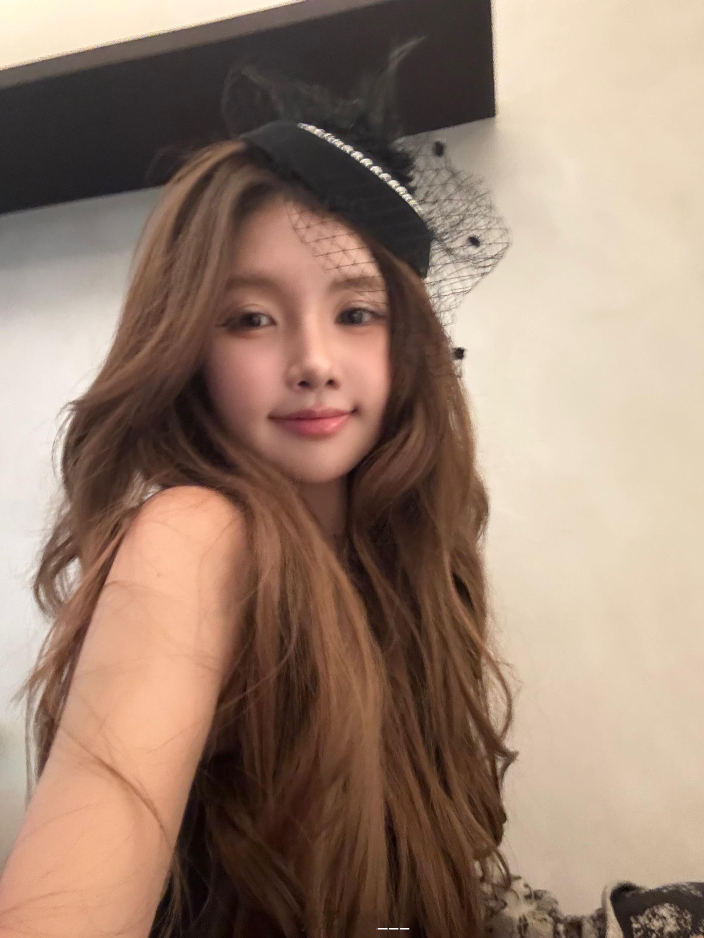 🎩🤳 ​​​