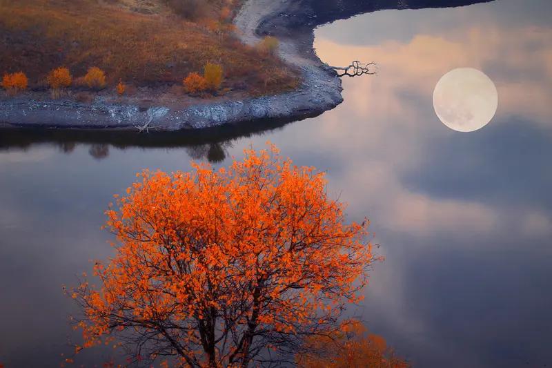 你能对出“月落一江水”下联吗日出满山红