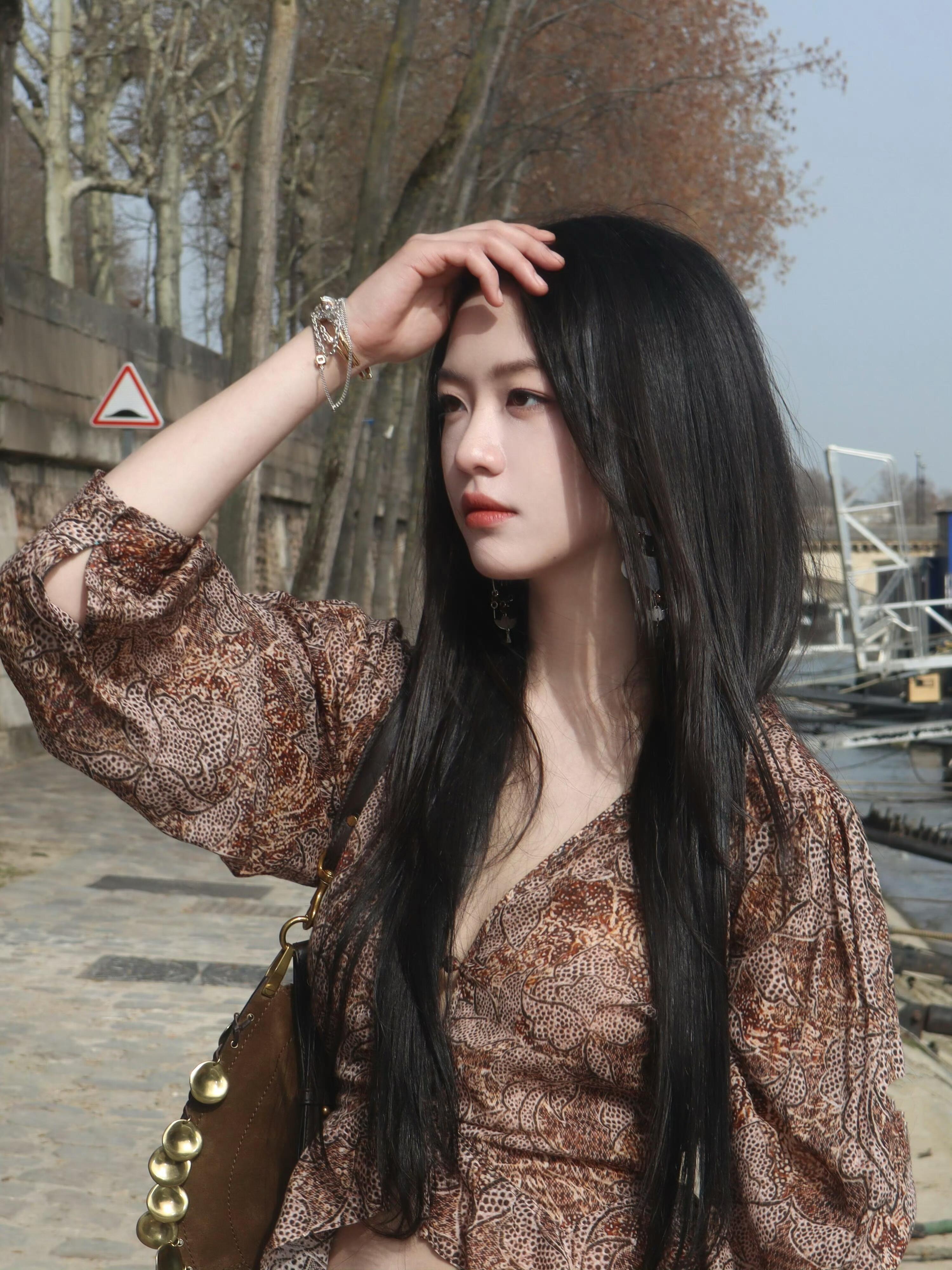 向涵之 x 巴黎时装周复古碎花yyds 松弛感真绝