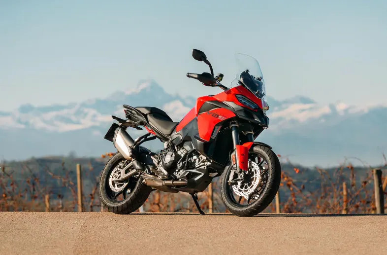 车市热门[超话]  近日杜卡迪发布2025款Multistrada V2，这一热