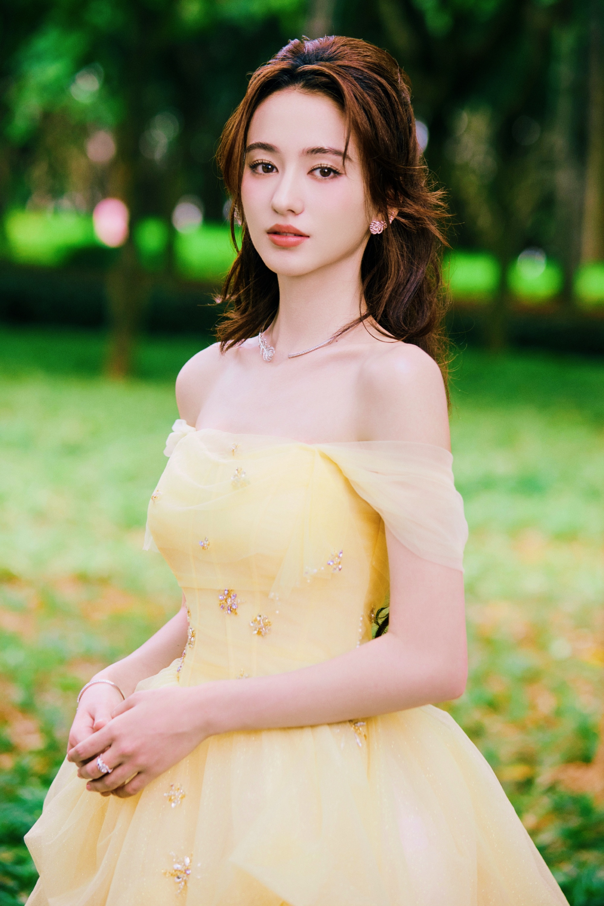 李宛妲 李宛妲  自修女神头像壁纸更新 女神真的太漂亮了  专栏 · LOVE李