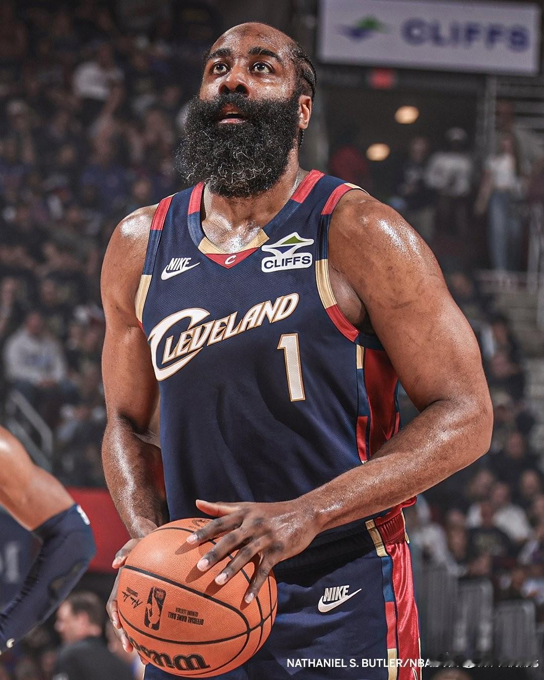 哈登注定在NBA无法夺冠吗？跟马龙真是同病相怜。

随着骑士在主场以93比130