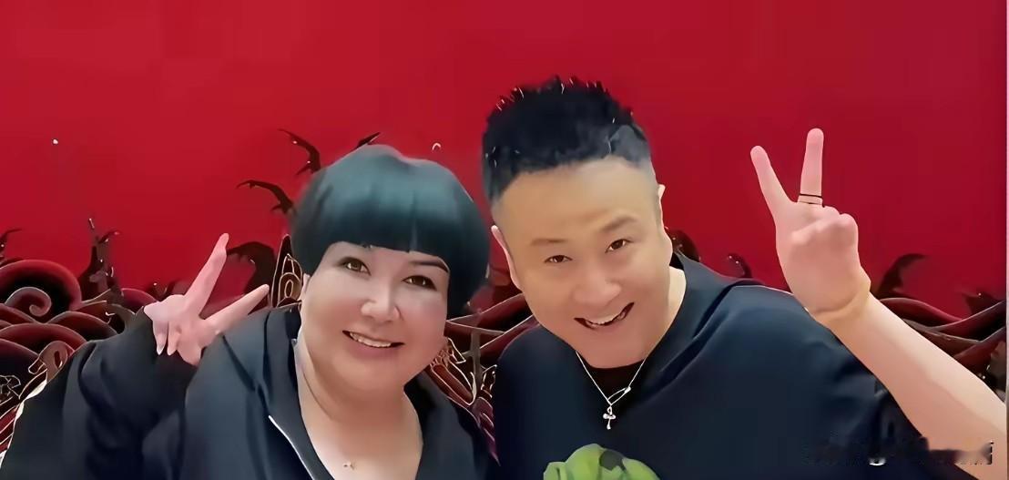 人红是非多呀，几百人的团队确实管理也不是那么容易的事儿，就是说德云社儿了，各种新