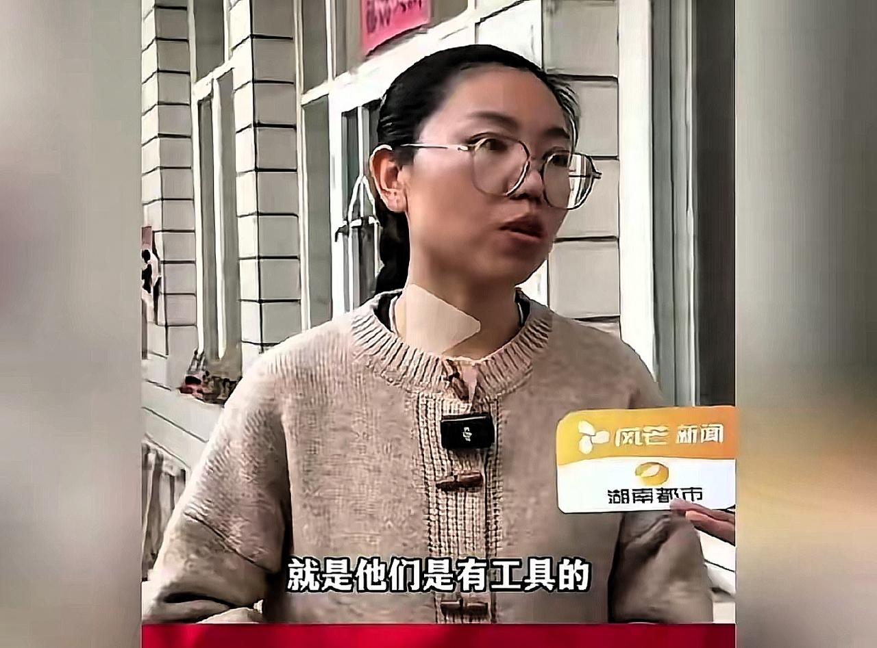 九人持械破门闯家，主人反抗反被诉？这起案件的走向，早就不只是一个人的命运，而是关