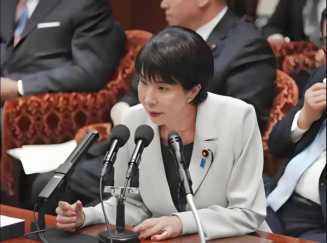 日本一些人的嘴，比他们的骨头还硬。极右翼分子竺田恒泰最近在电视上叫嚣日本无需对华