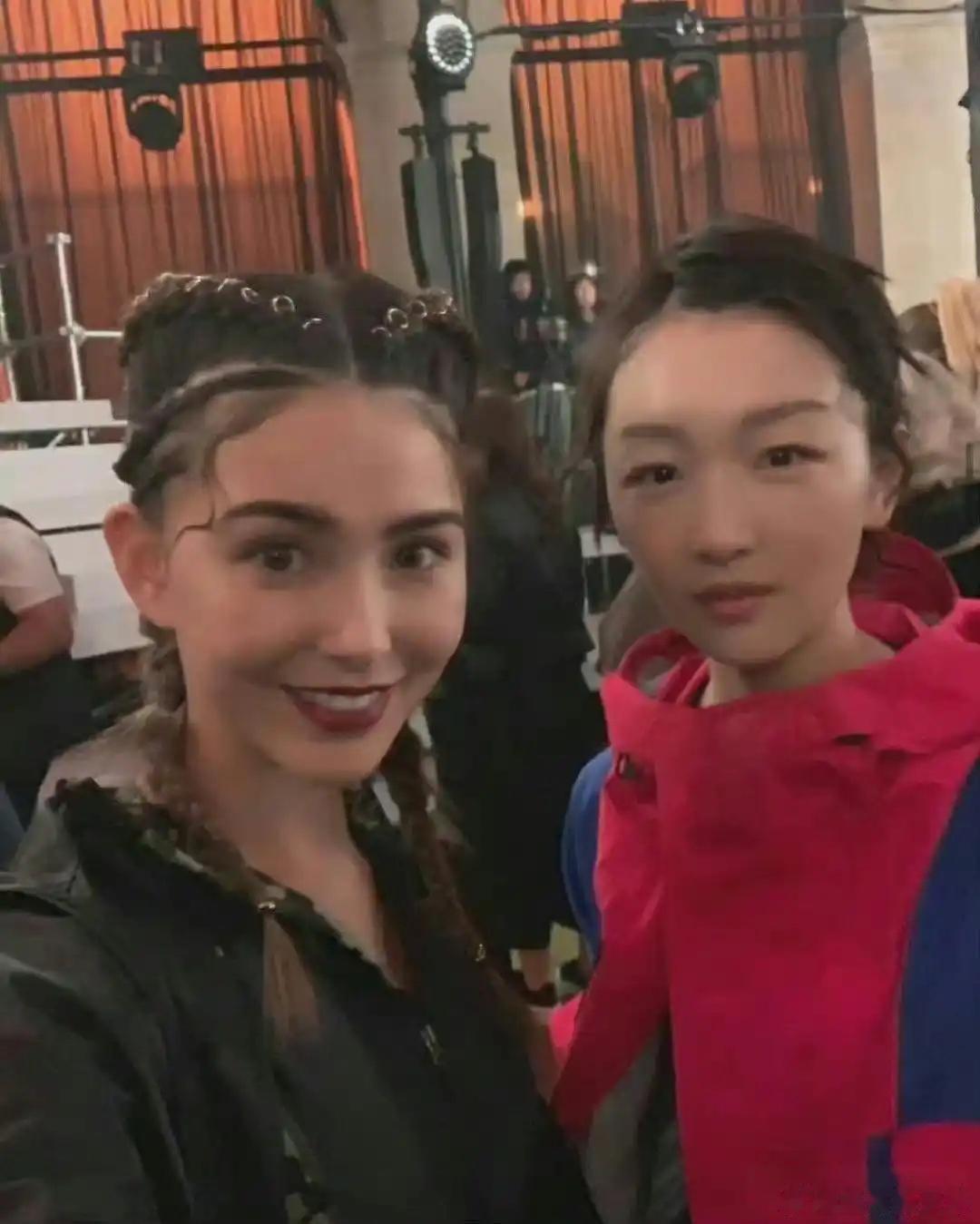 昆凌周冬雨同框，一个浓颜系美女，一个清纯系美女！ 