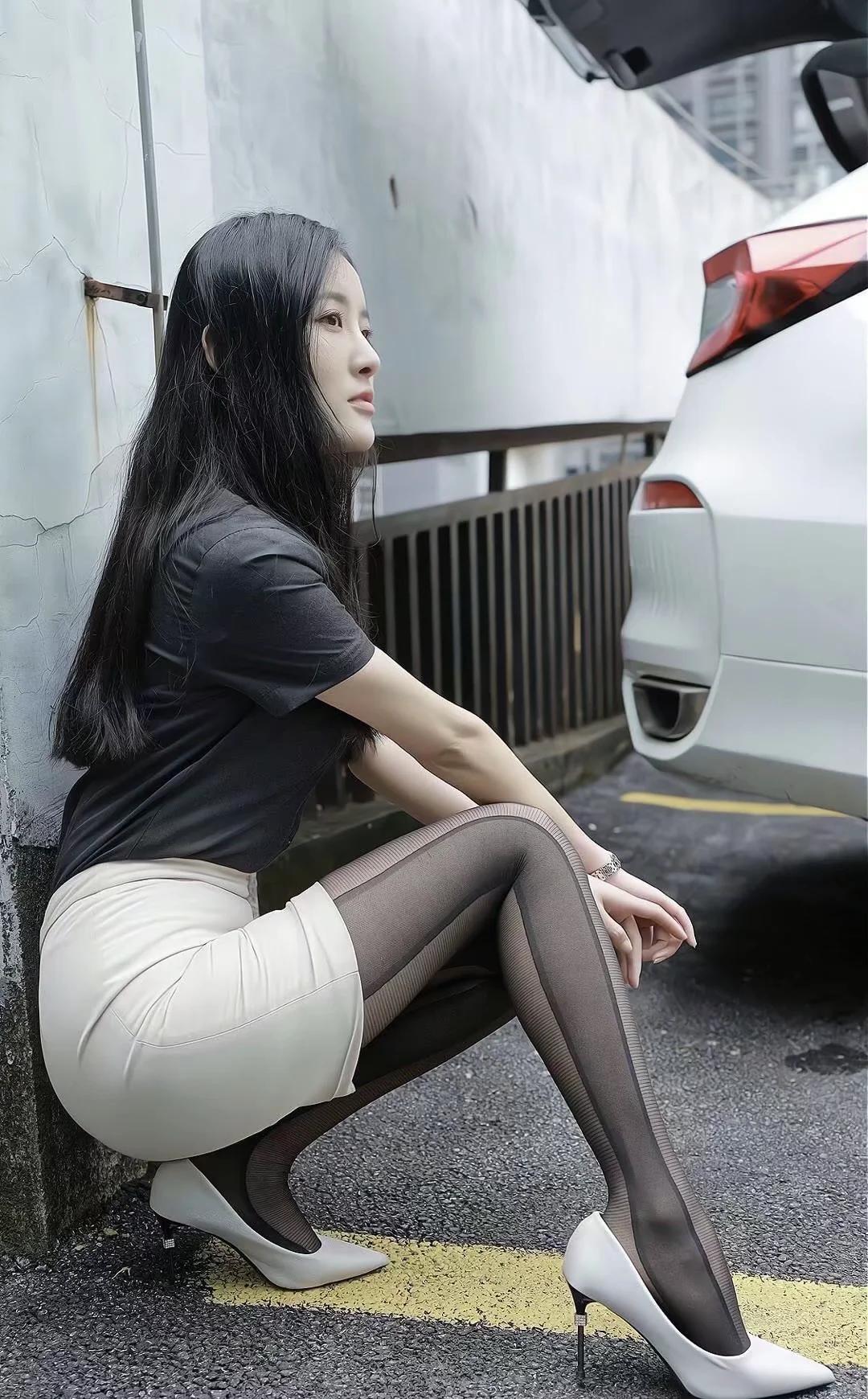 人生的路， 不要介意一个人的日子， 很多时候独处， 其实都是老天给你的修行……