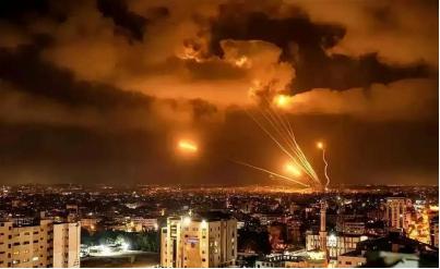 仗打到第三天，很多人都在琢磨一个问题：伊朗这么打，到底对不对？

有支持的人认为