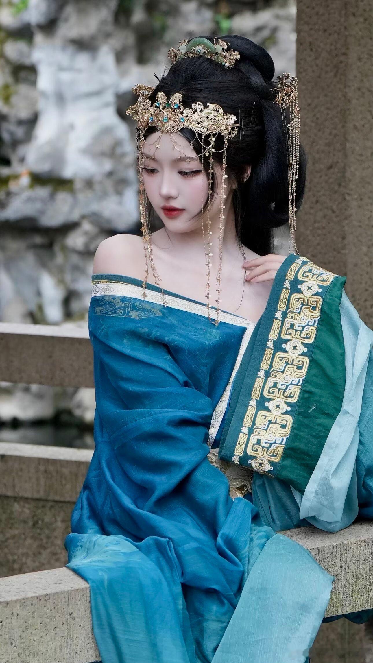 苏州园林约拍 汉服摄影 国风大赏 青蓝色汉服 江南古风写真 