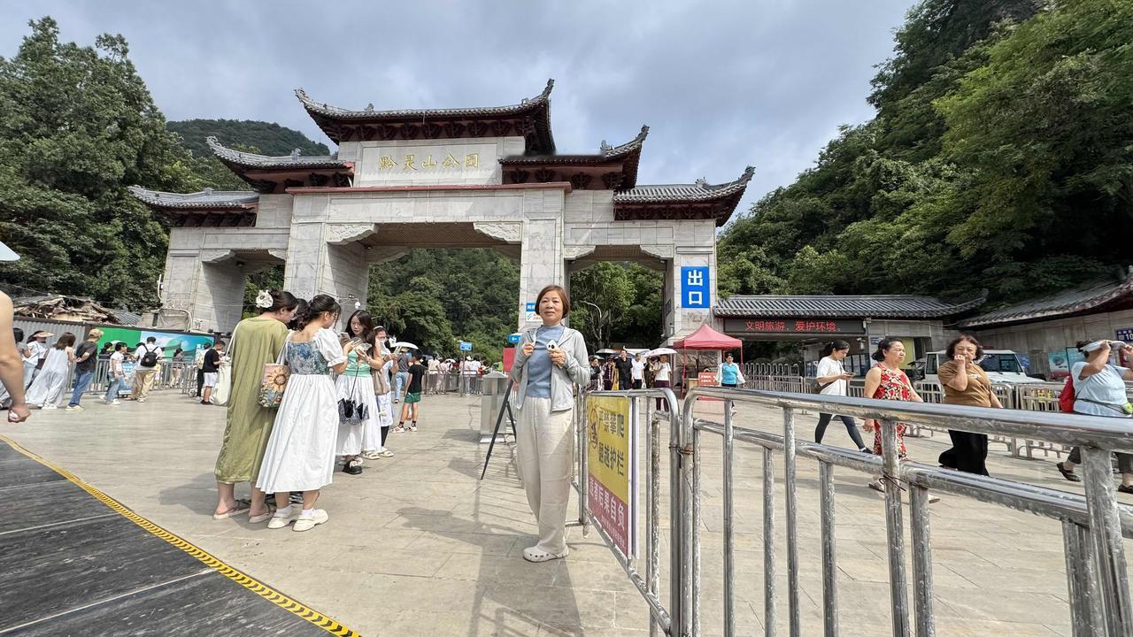 贵州自驾漫游之贵阳
          7 月 7 号自平塘县大塘镇（海拔 14