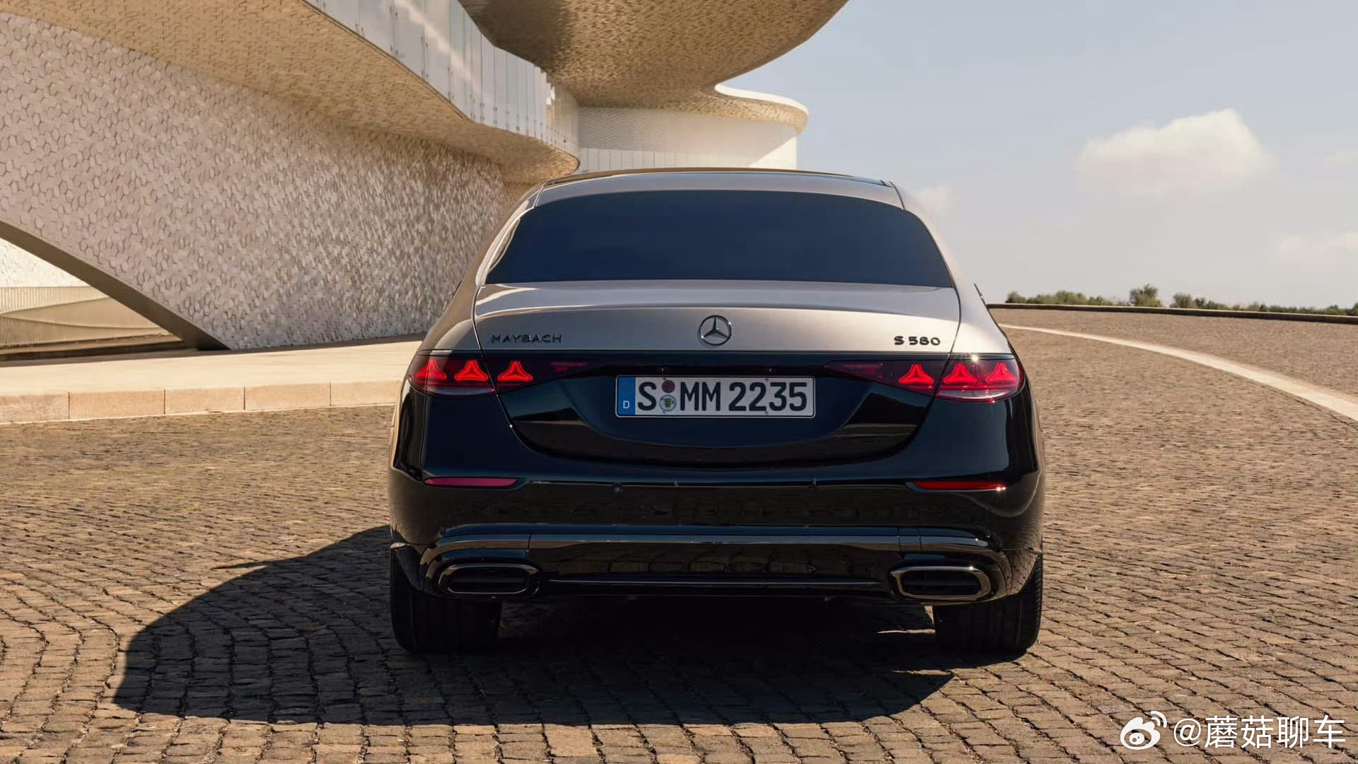 迈巴赫S580官图（啧啧啧～迈巴赫就是迈巴赫）蘑菇聊车
